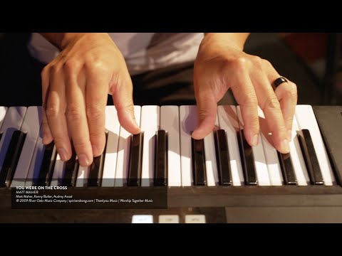 Your Love Defends Me - Matt Maher (Key of A)//EASY Piano Tutorial 